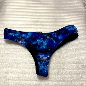 HOT TOPIC Black Galaxy Swim Suit Cheeky Reversible Bottoms size MD
